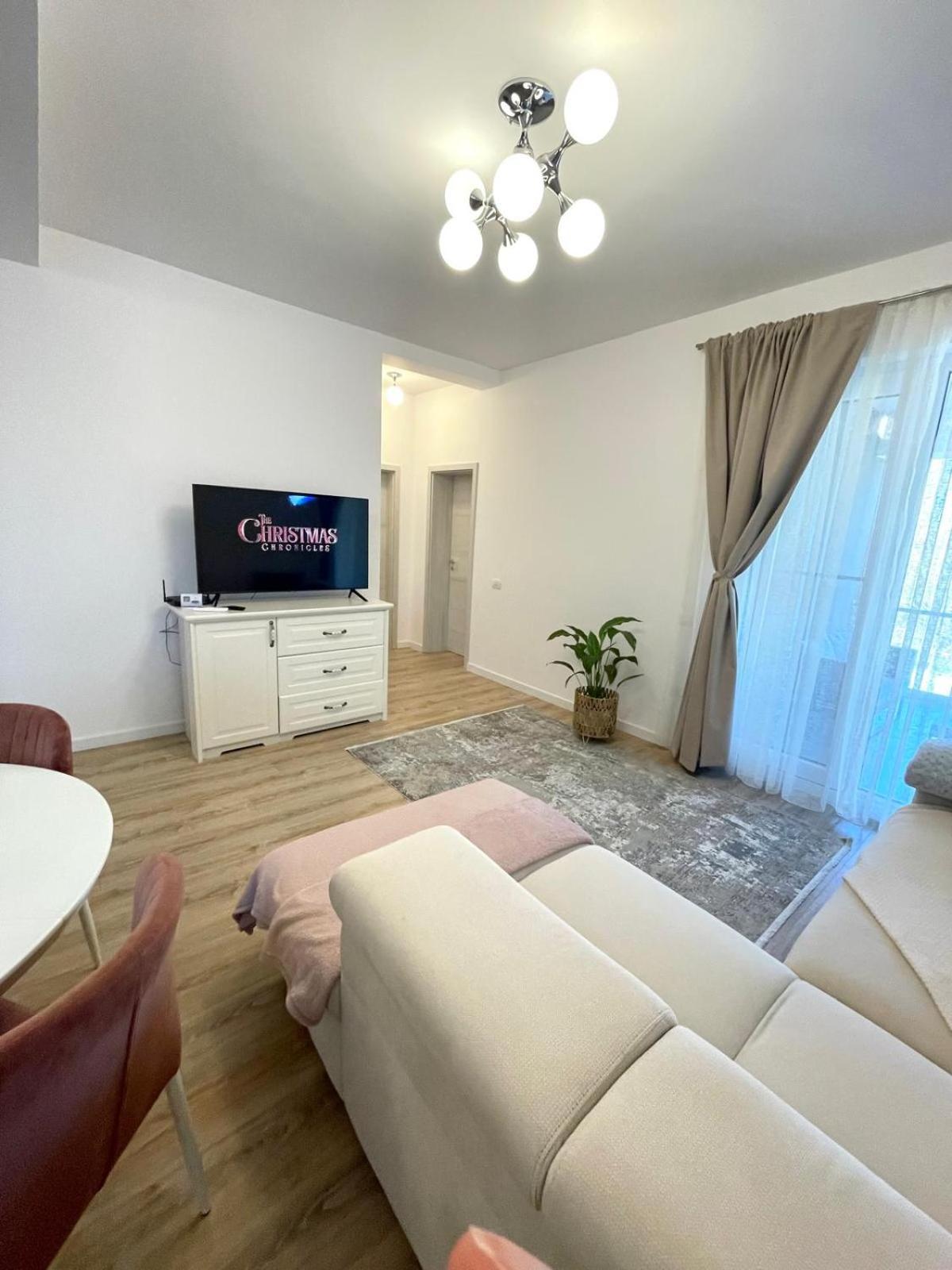 Negruzzi Apartment Dumbravita  Ngoại thất bức ảnh