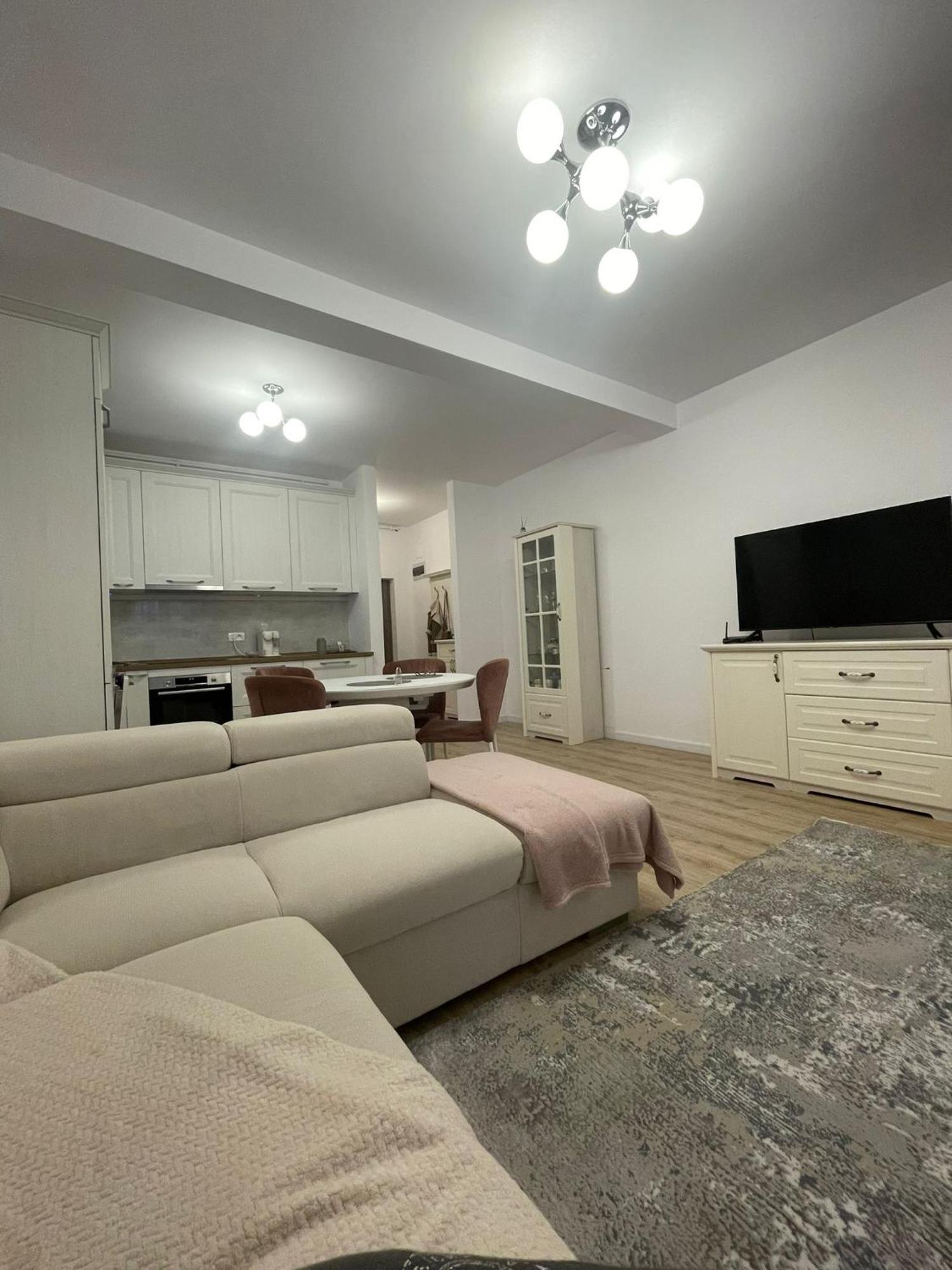 Negruzzi Apartment Dumbravita  Ngoại thất bức ảnh
