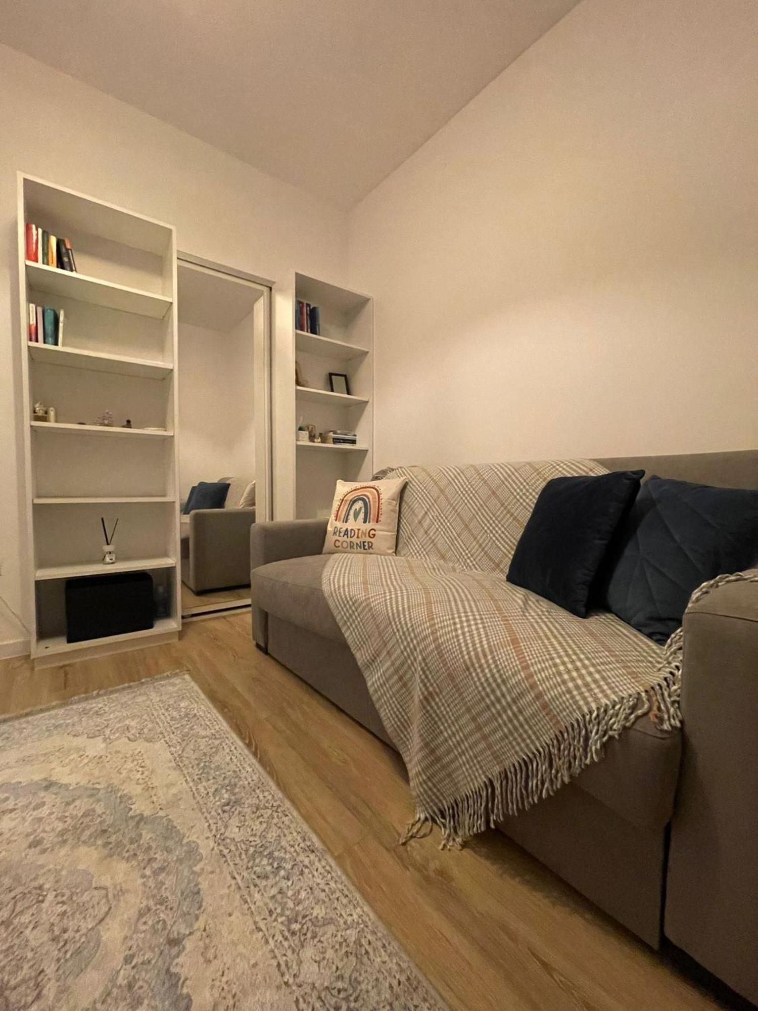 Negruzzi Apartment Dumbravita  Ngoại thất bức ảnh