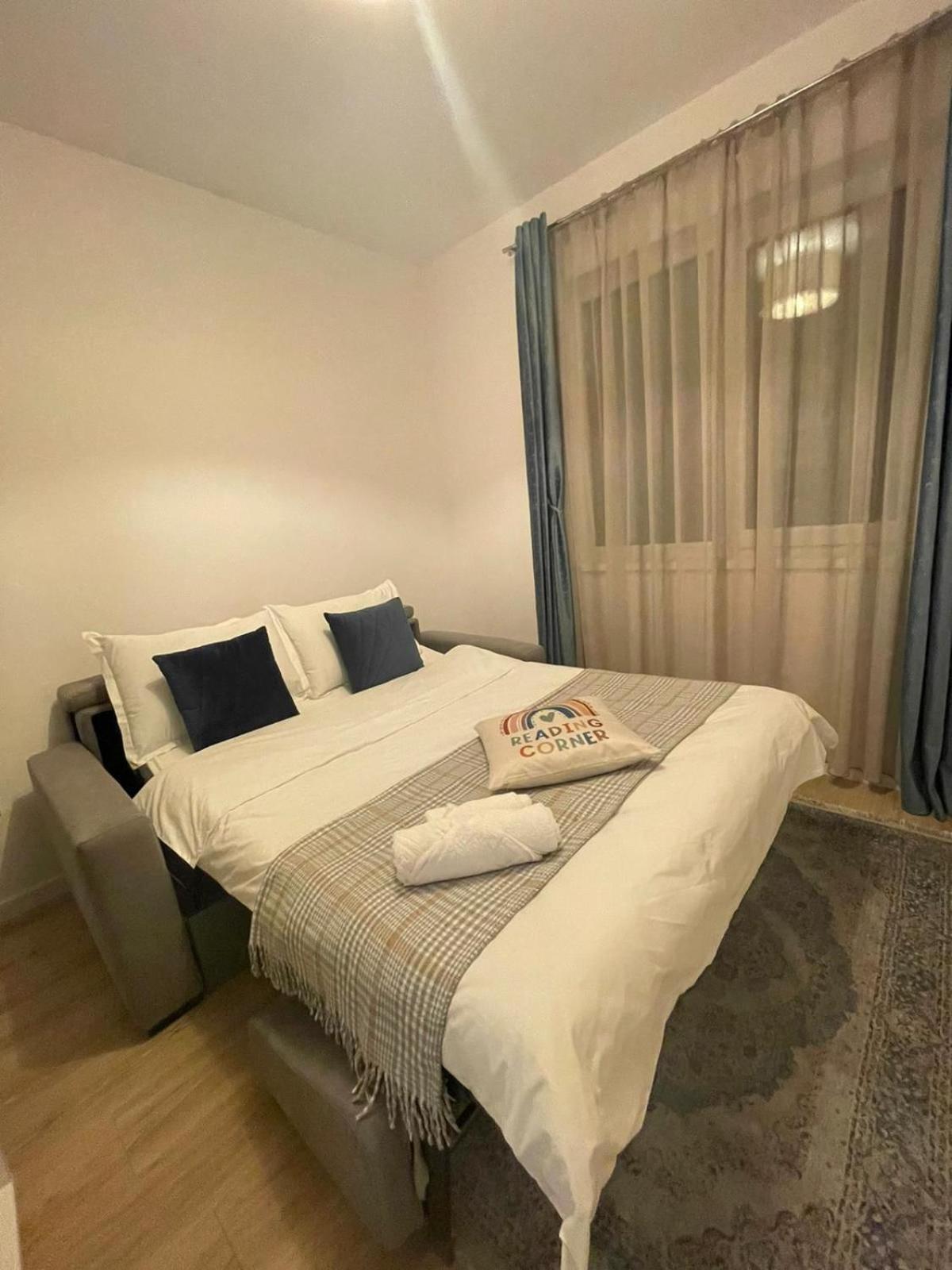 Negruzzi Apartment Dumbravita  Ngoại thất bức ảnh